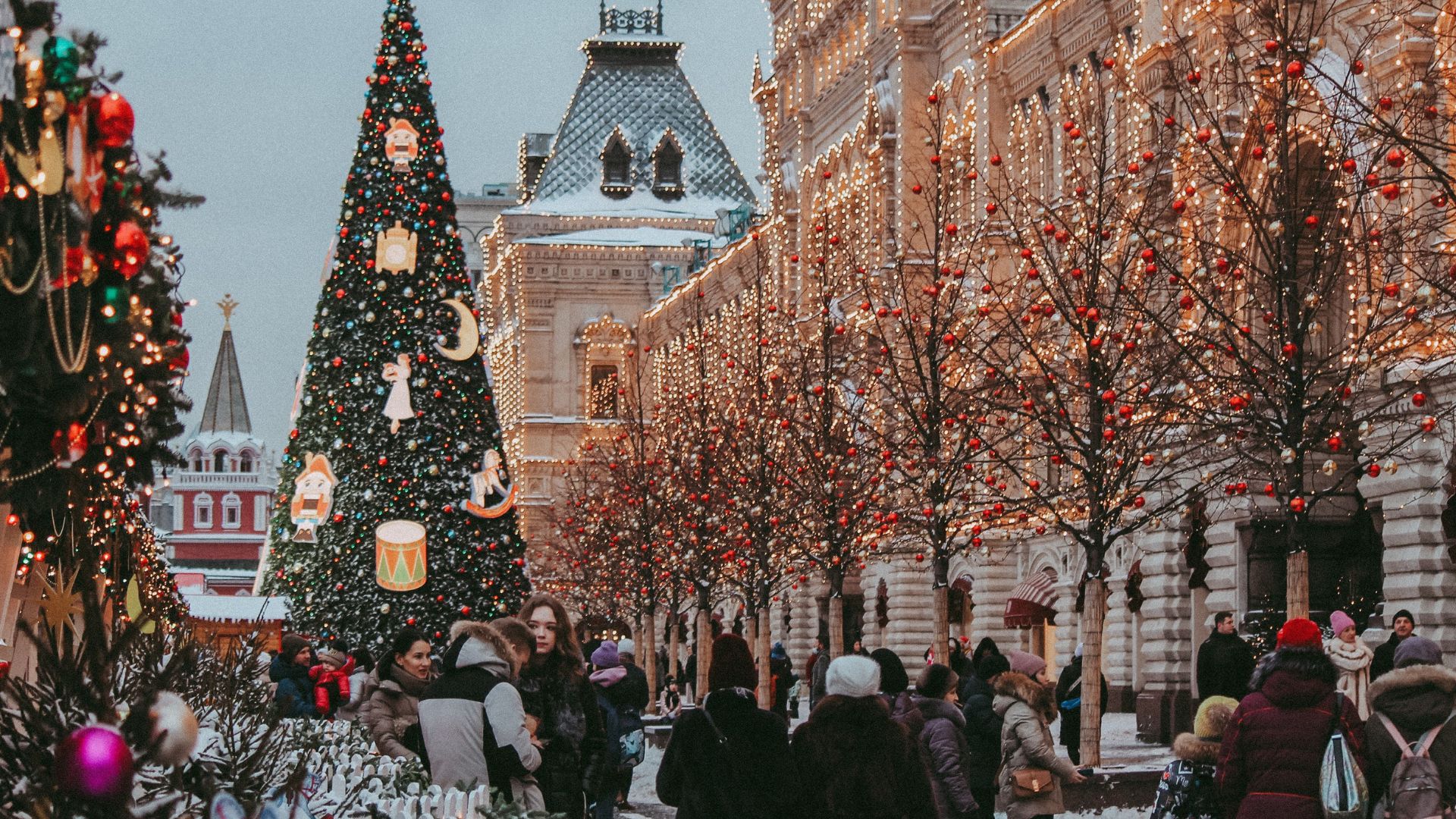 Why Europe’s Christmas Markets Belong on Your Winter Travel Bucket List